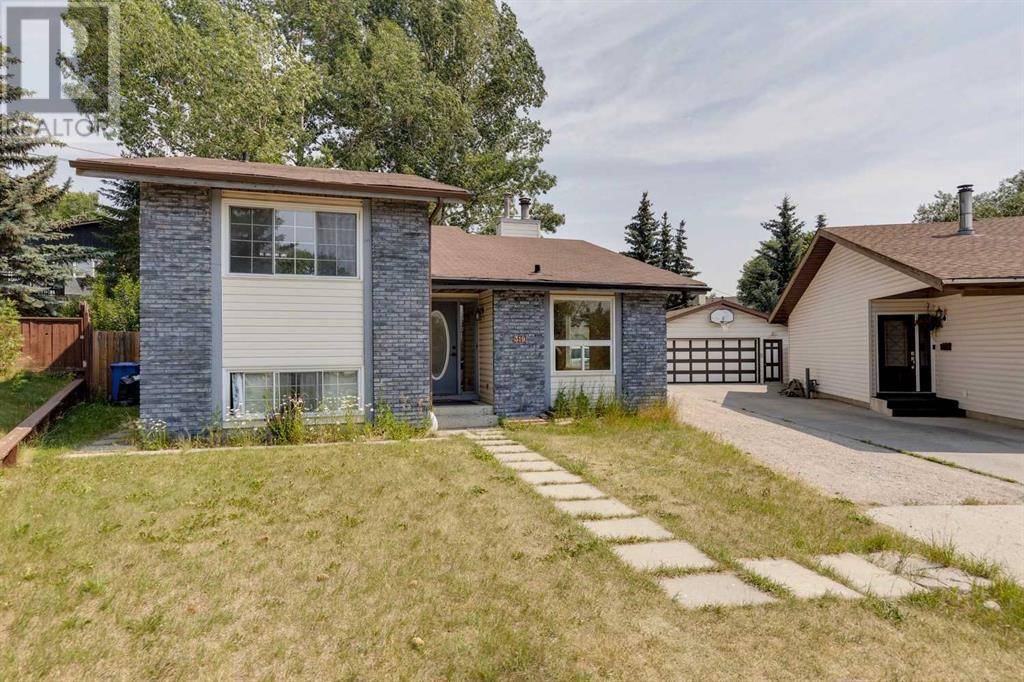 Calgary, AB T3G1M8,319 Ranchview Mews NW