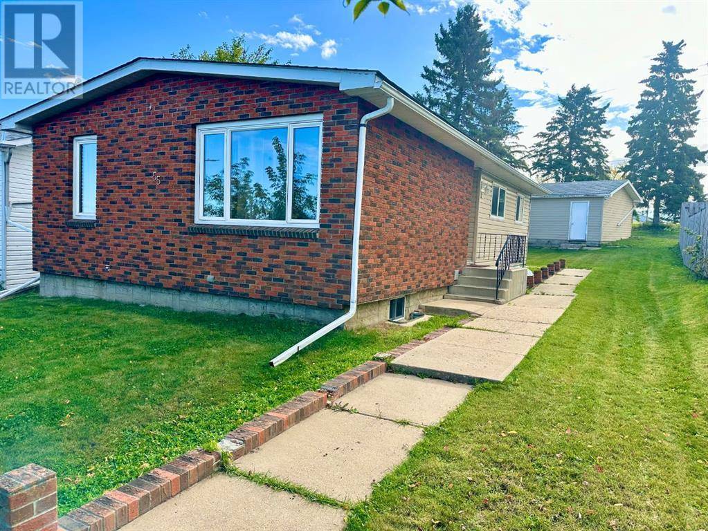 Lac La Biche, AB T0A2C0,55 Lakeview Crescent