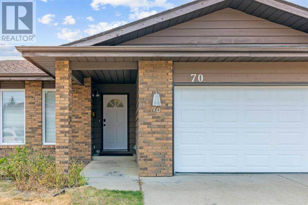 Red Deer, AB T4R1X3,70 Dobler Avenue