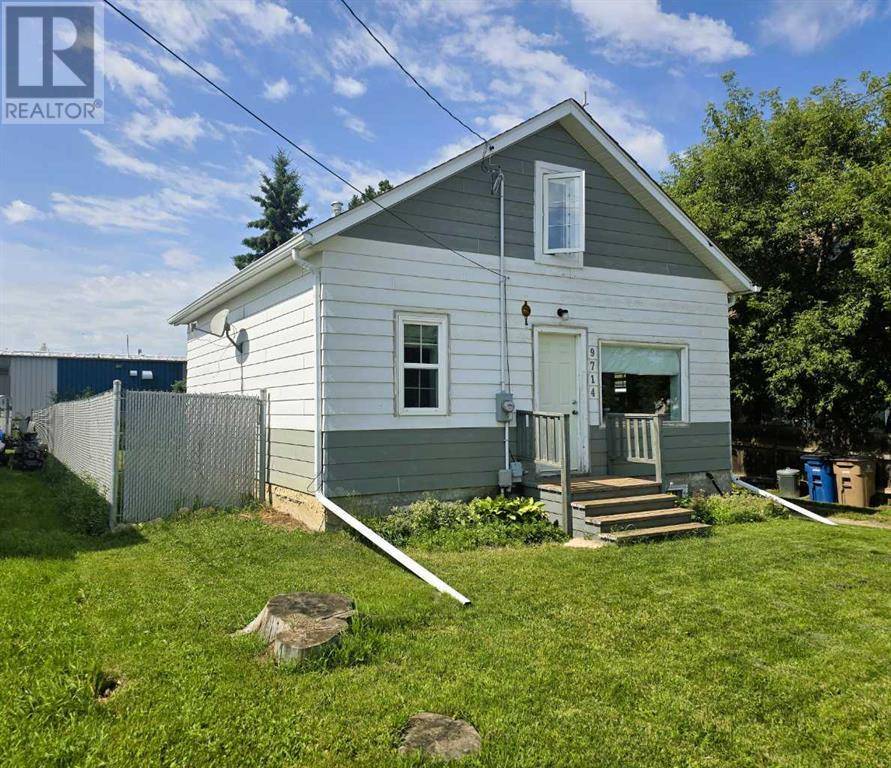 Plamondon, AB T0A2T0,9714 100 Street