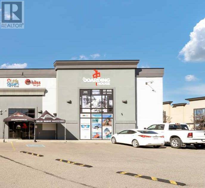 Medicine Hat, AB T1B0M9,2, 2010 Strachan Road SE