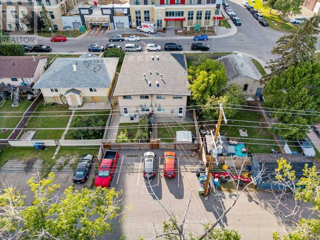 Calgary, AB T2H1Y6,5706 2 Street SW