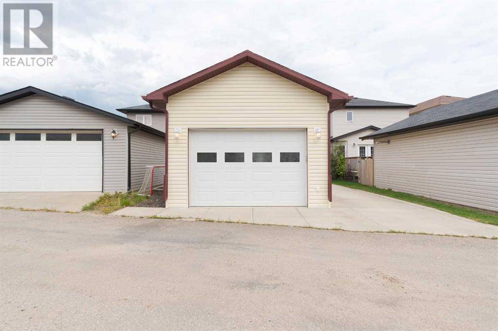 Fort Mcmurray, AB T9K0C4,228 Coyote Crescent