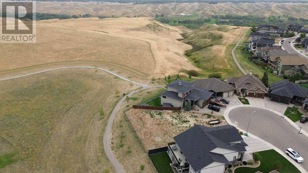 Lethbridge, AB T1K6W3,340 Stonecrest Place W