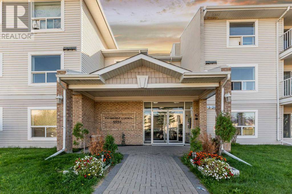 Calgary, AB t3j3e8,212, 5555 falsbridge Drive NE
