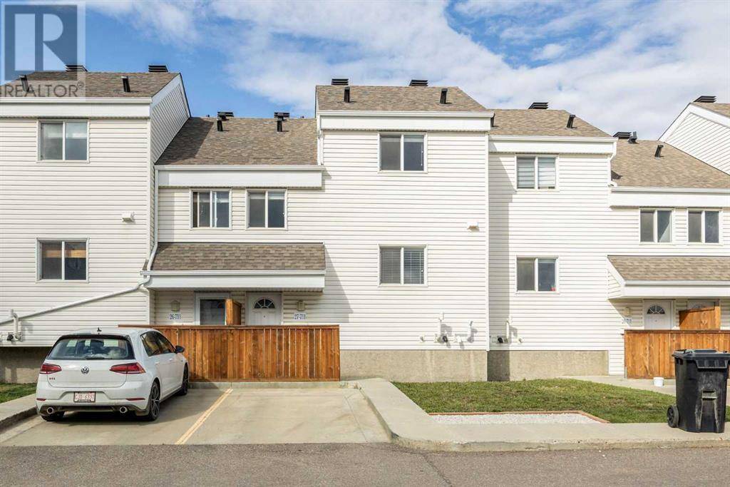 Fort Mcmurray, AB T9H3R5,27, 711 Beaconhill Drive