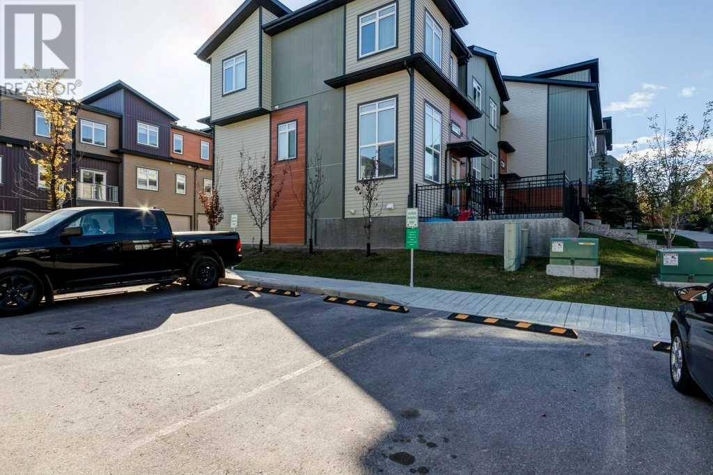 Calgary, AB T3R1T5,47 Sage Bluff Circle NW