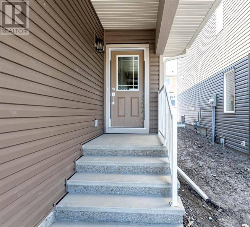 Airdrie, AB T4B5K2,1309 Bayview Point SW