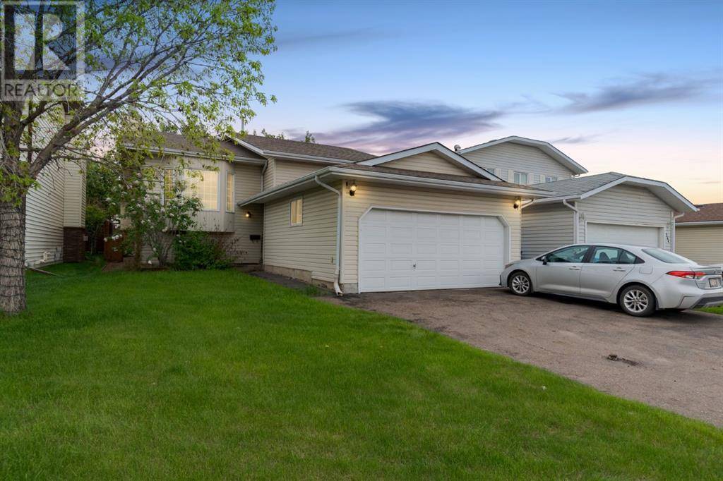 Fort Mcmurray, AB T9K1Z2,260 Bacon Place