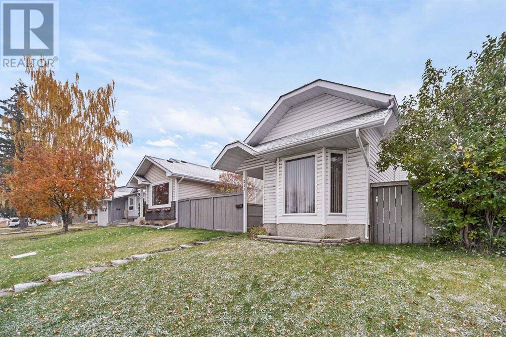 Calgary, AB T3K3C4,211 Sandstone Drive NW