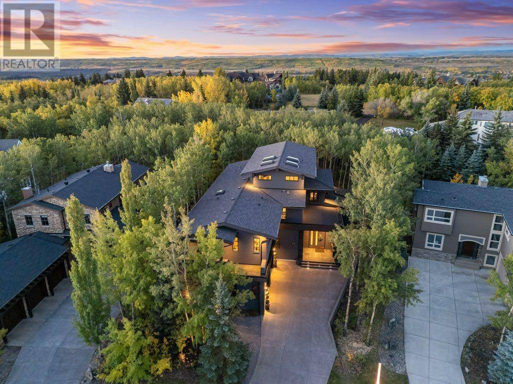 Calgary, AB T3H0A8,58 Posthill Drive SW