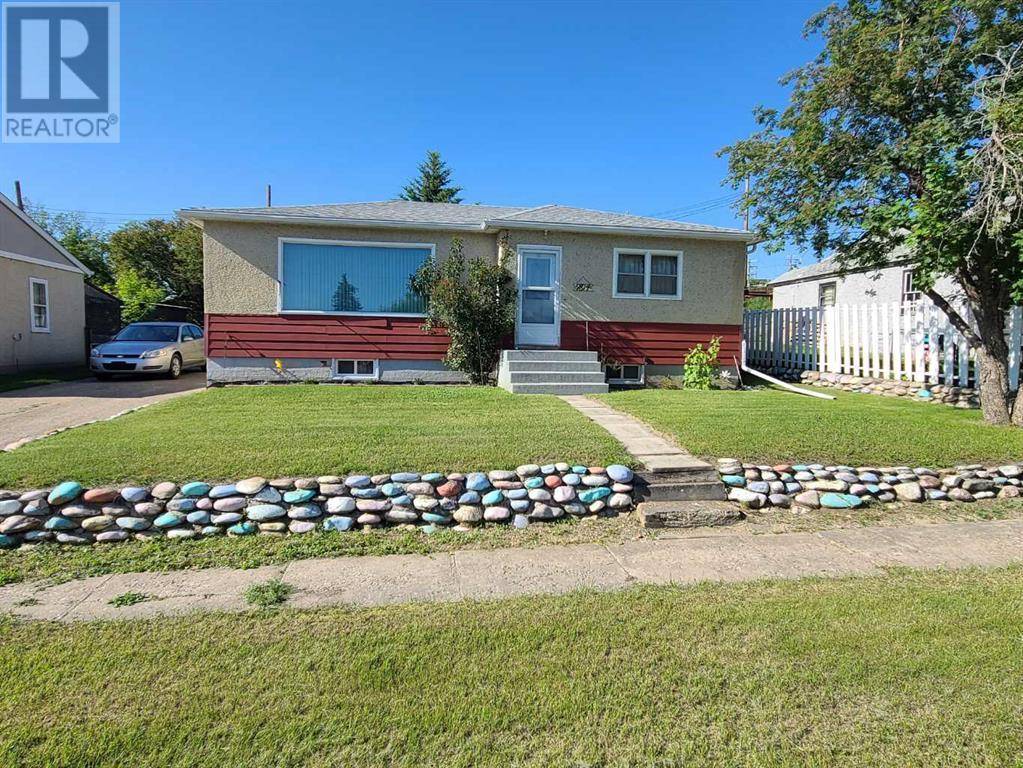 Peace River, AB T8S1H7,9814 95 Avenue