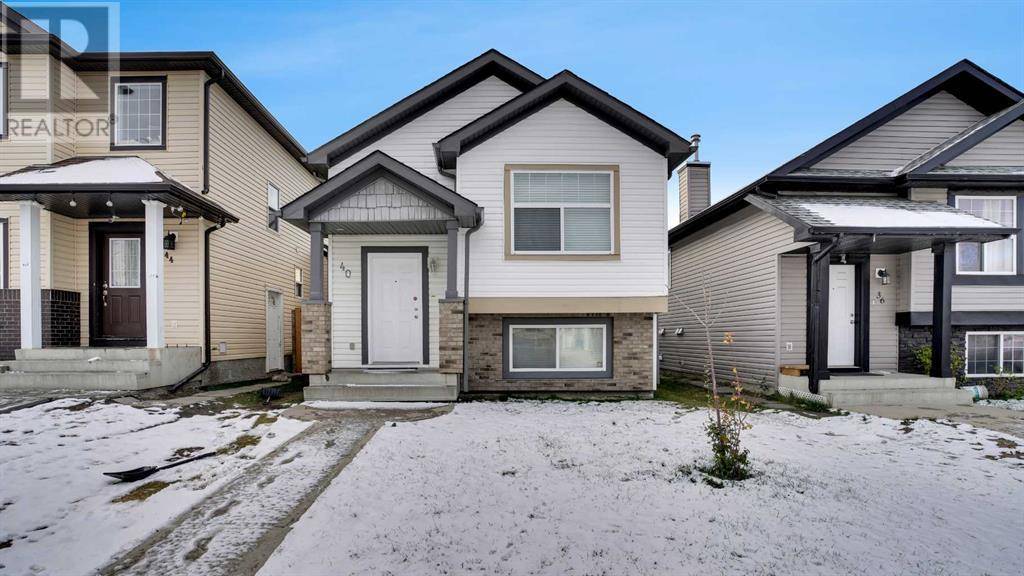 Calgary, AB T3J4Z8,40 saddlefield Road NE