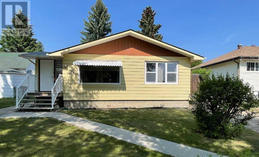 Wainwright, AB T9E1C3,722 5 Avenue