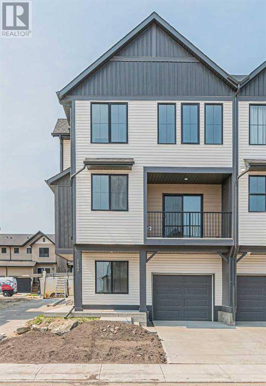 Airdrie, AB T4B5M8,117 South Point Manor SW