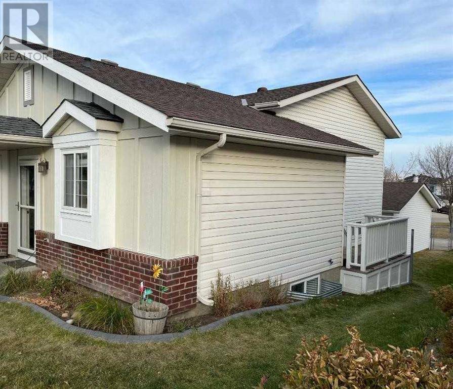 Calgary, AB T3K4L6,962 Harvest Hills Drive NE