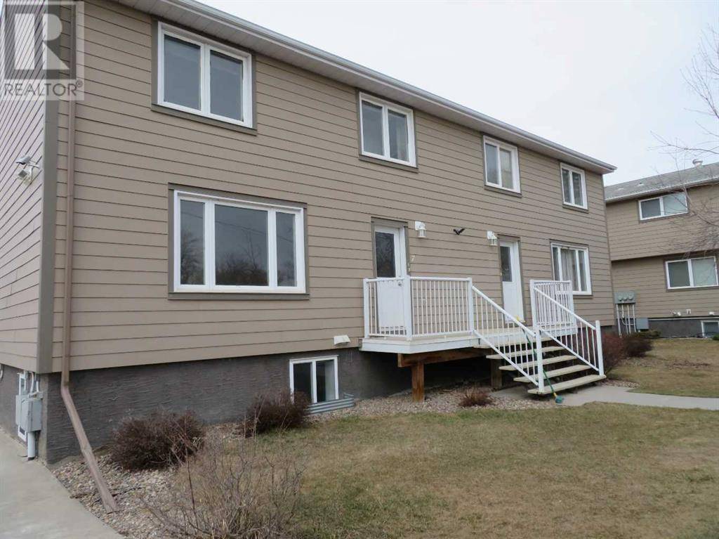 Lloydminster, SK S9V0V4,7, 5524 49 Avenue