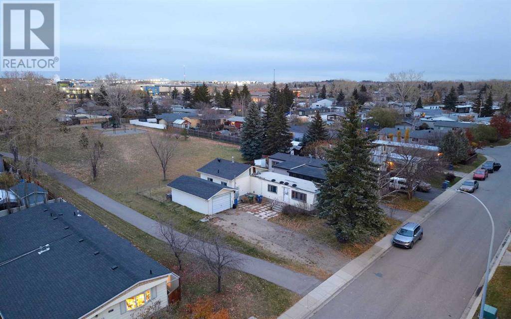 Airdrie, AB T4A1R9,237 Big Hill Circle SE