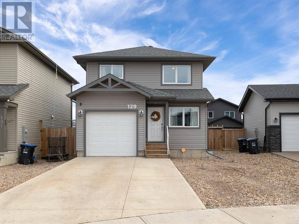 Fort Mcmurray, AB T9J1G1,129 Airmont Court