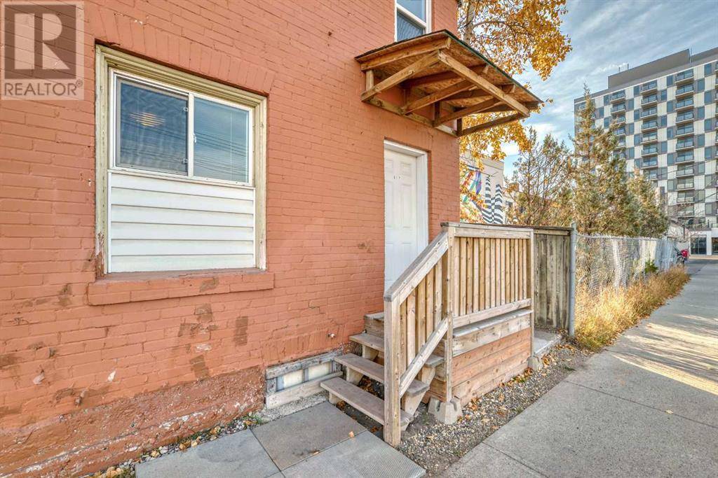 Calgary, AB T2E0B5,617 1 Avenue NE