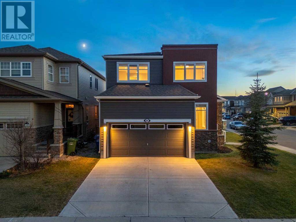 Airdrie, AB T4B4E8,44 Windford Park SW