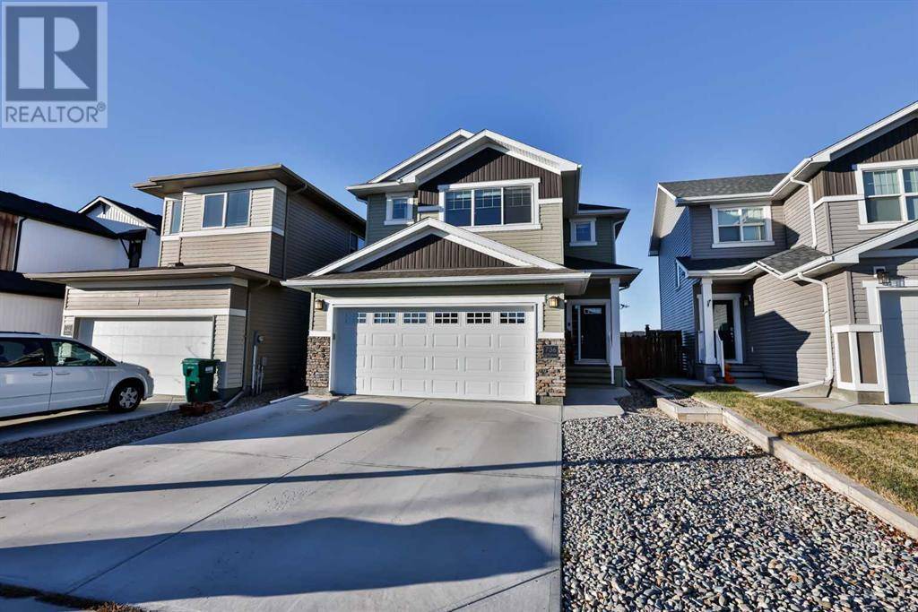 Lethbridge, AB T1J5M9,736 Coalbrook Close W