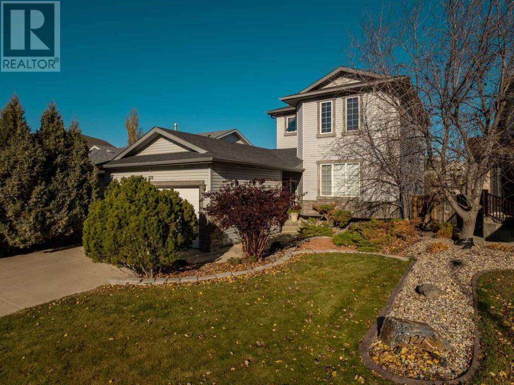 Lethbridge, AB T1K7M3,131 Squamish Court W