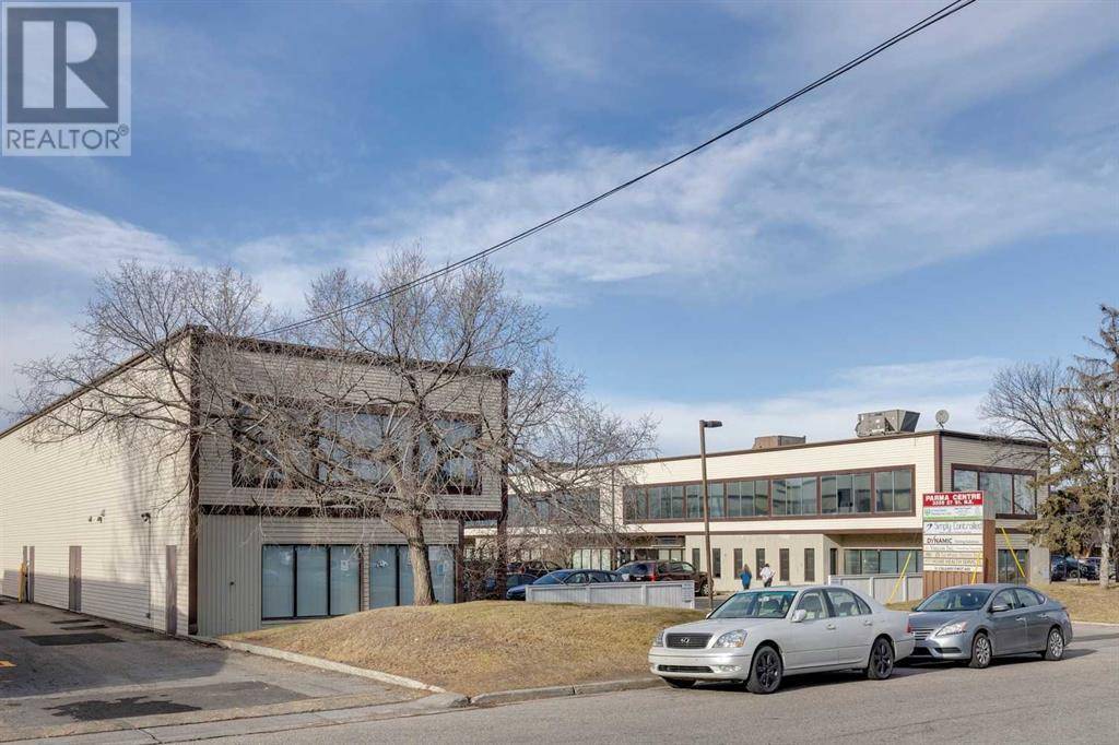 Calgary, AB T1Y5E4,3359 27 Street NE