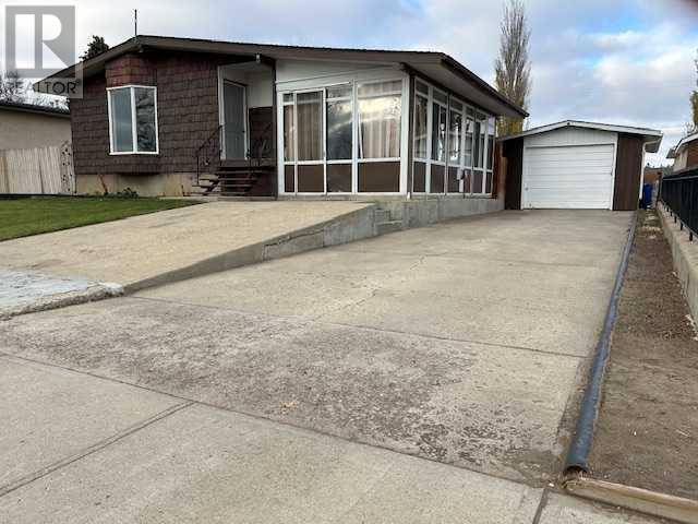 Brooks, AB T1R0N4,24 9 Avenue W