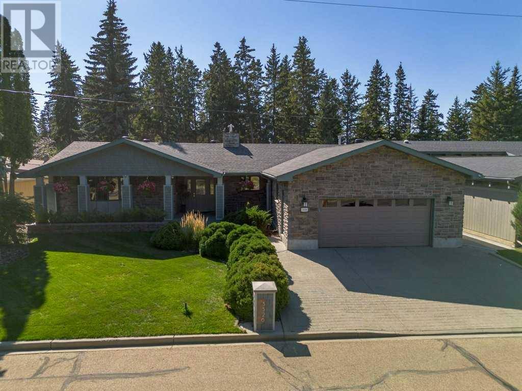 Red Deer, AB T4N3N9,3526 Spruce Drive