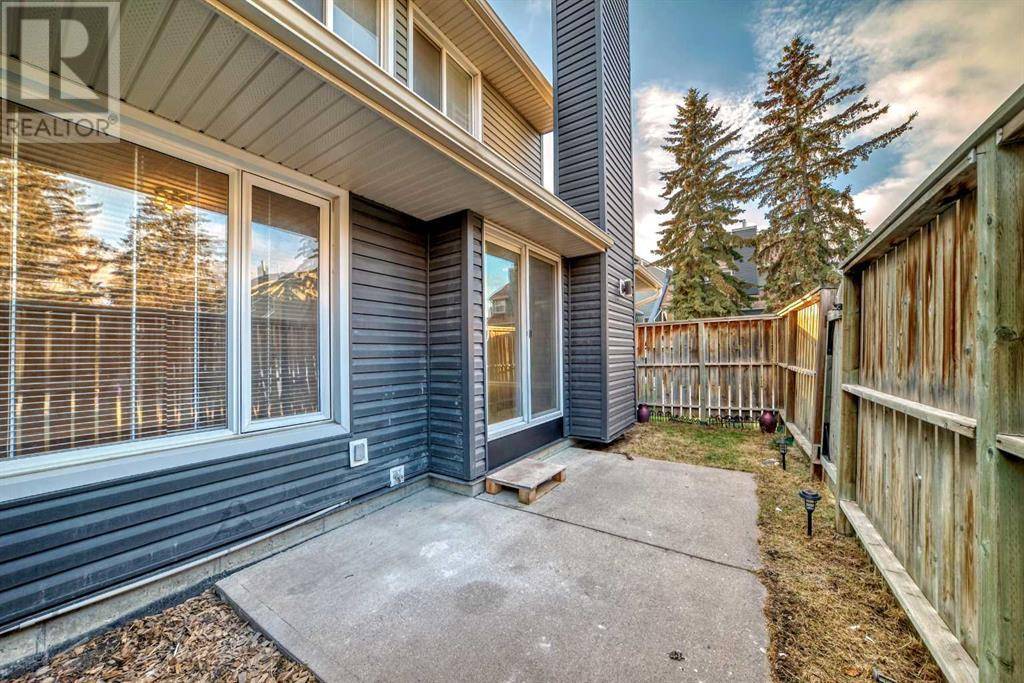 Calgary, AB T3e6V1,148, 54 Glamis Green SW