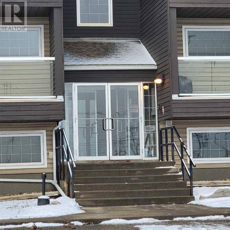 Peace River, AB T8S1H1,105, 9005 99 Street