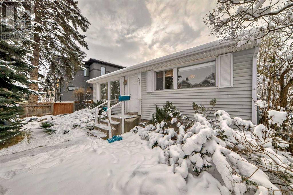 Calgary, AB T3B2E5,6011 Bowwater Crescent NW