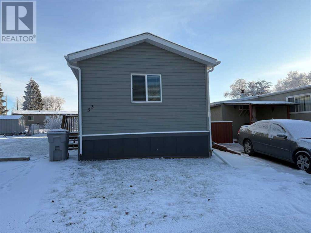 Wainwright, AB T9W1K4,33, 1609 14 Street