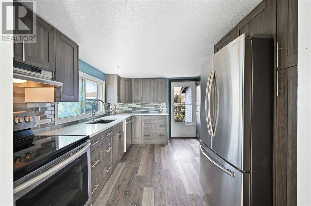 Drumheller, AB T0J0Y9,443 MABBOTT Road
