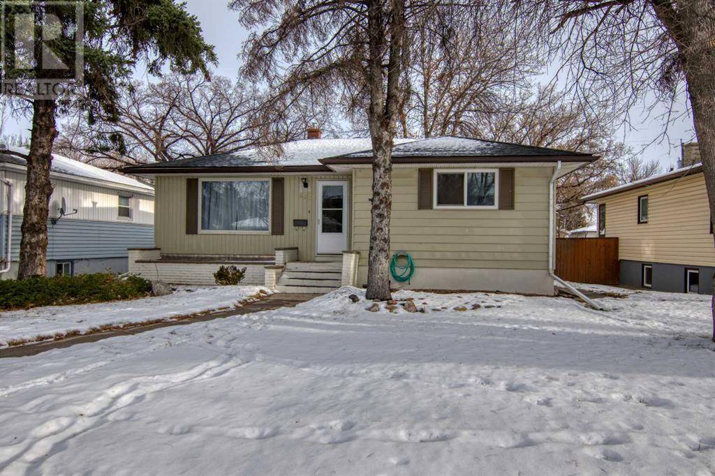 Lethbridge, AB T1J3P2,417 25 Street S