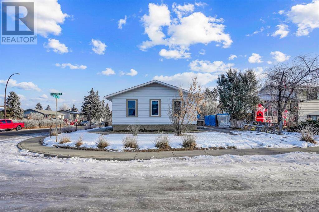 Calgary, AB T2A2J9,1304 Pennsburg Road SE