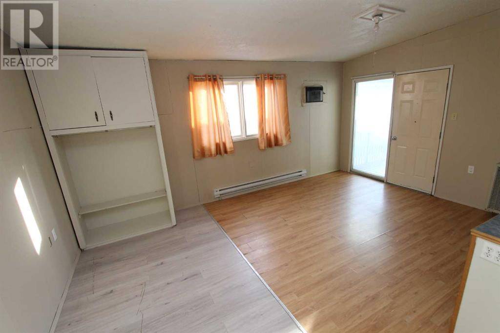 Medicine Hat, AB T1A8A3,160 Anson Avenue SW