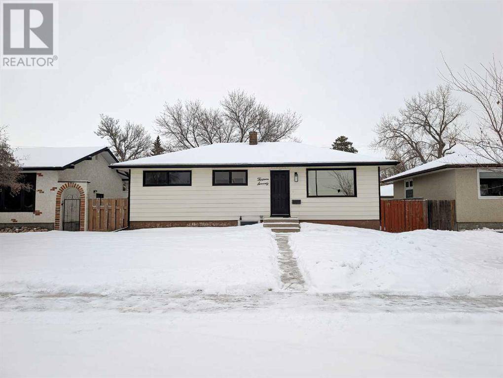 Medicine Hat, AB T1A6Y4,1370 McKenzie Crescent NW