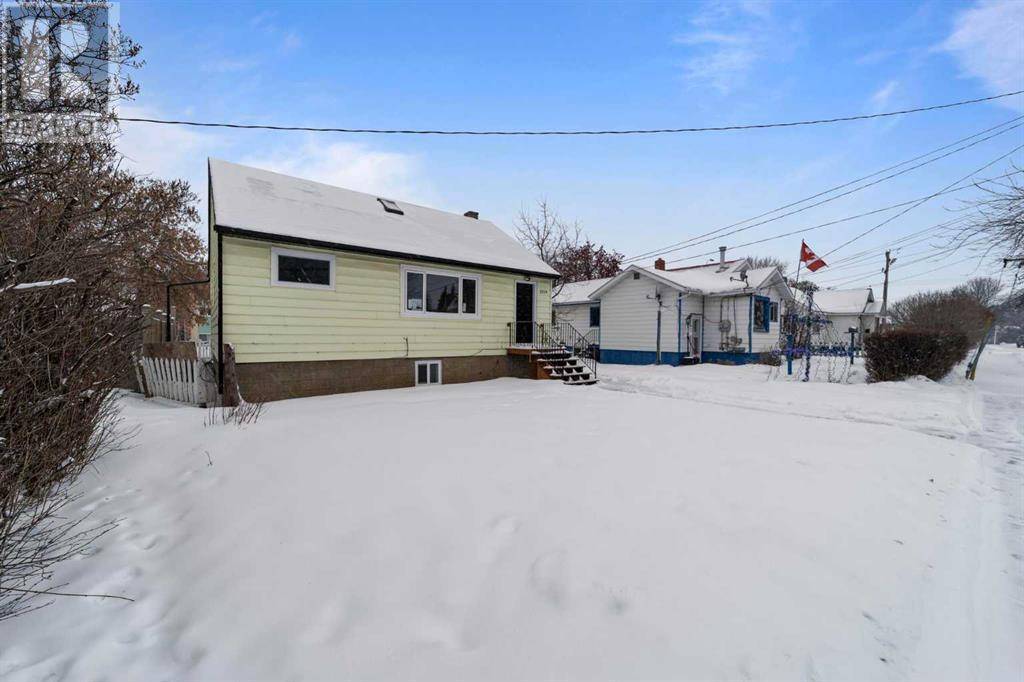 Camrose, AB T4V0T1,5219 50 Avenue