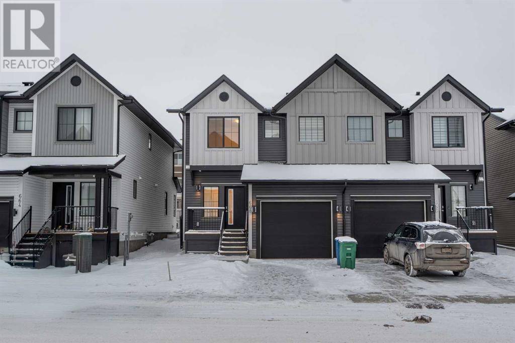 Airdrie, AB T4B5H7,660 South Point Heath SW