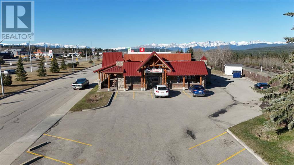 Hinton, AB T7V1T4,414 Carmichael Lane
