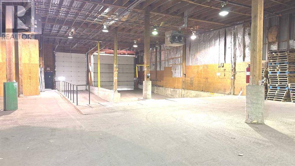 Calgary, AB T2B2E5,103, 2008 48 Street SE