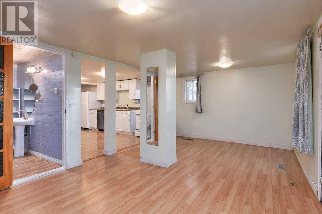 Stavely, AB T0L1Z0,5317 52 Street