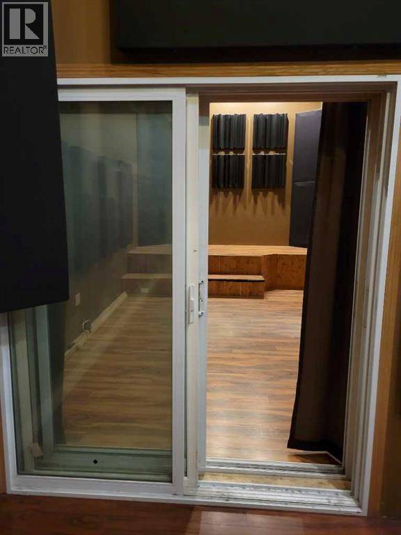 Calgary, AB T2E0P6,104, 3208 8 Avenue NE