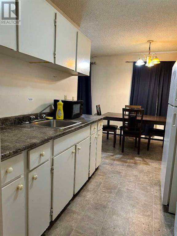 Fort Mcmurray, AB T9H2B7,206, 11 Clearwater Crescent