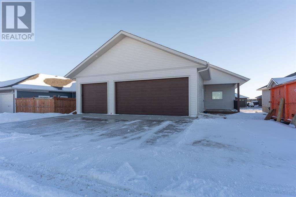 Camrose, AB T4V5G8,2506 62 Street