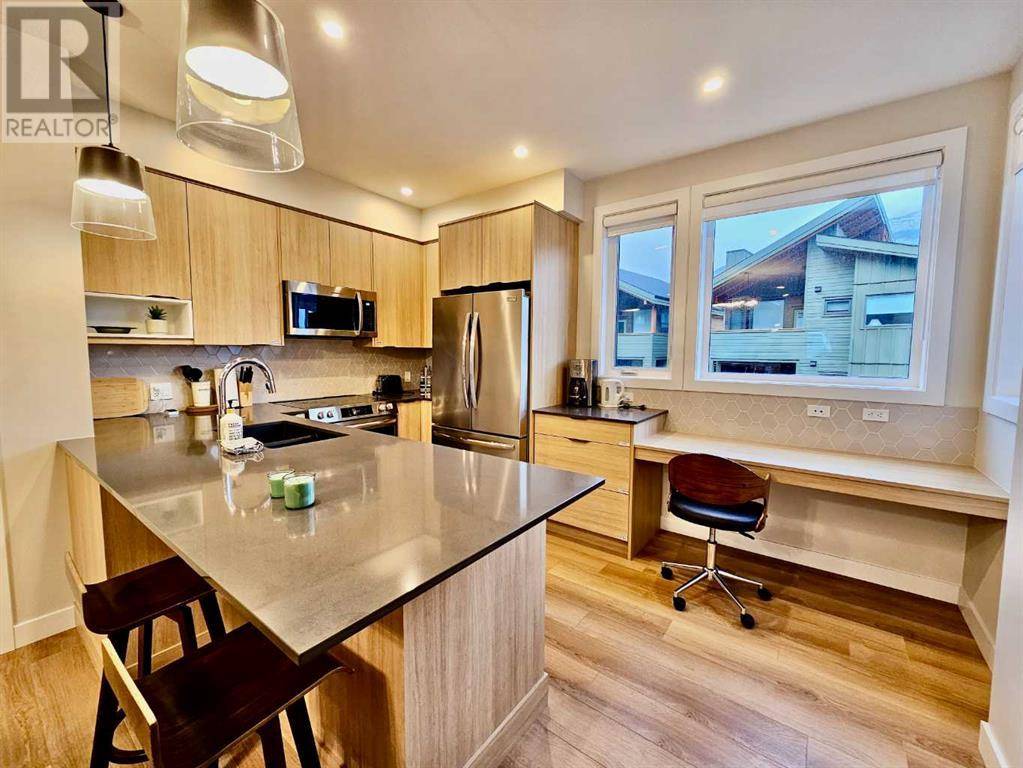 Canmore, AB T1W0G6,202i, 209 Stewart Creek Rise