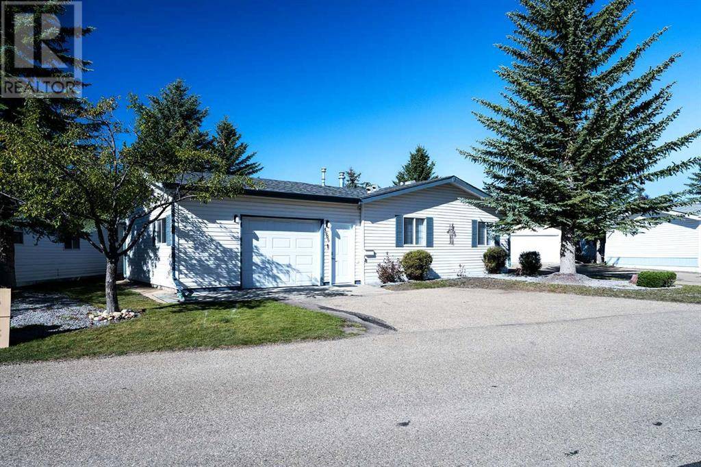 Red Deer, AB T4R2Z8,4909 Dorchester Avenue