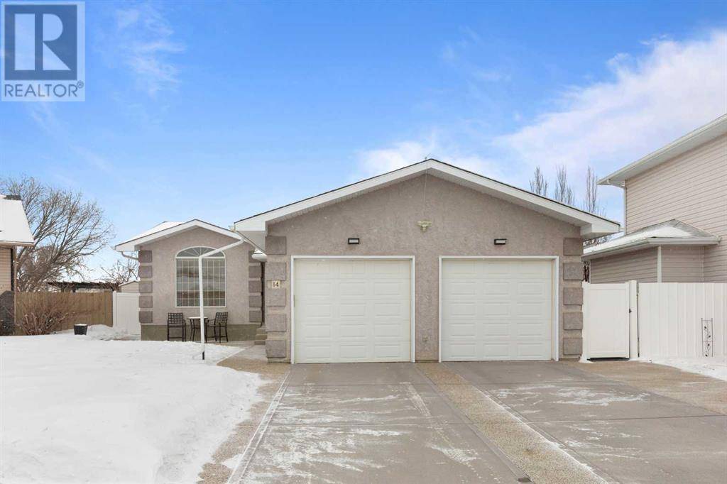 Medicine Hat, AB T1B4J2,14 Stanfield Place SE